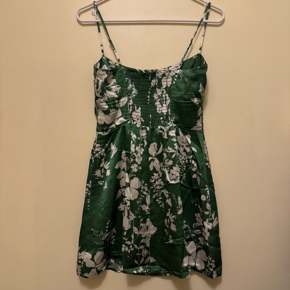 Reformation Kosta Silk Dress in Mystique 💚 - Picture 6 of 7